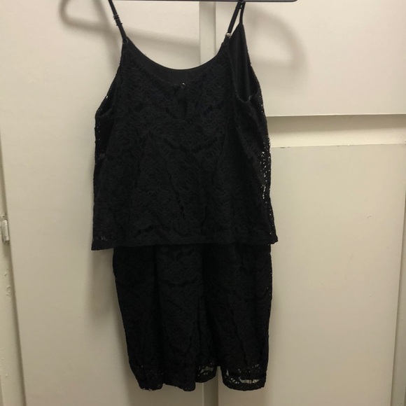 Moschino Black Skorts with Chic Design - Picture 4 of 4